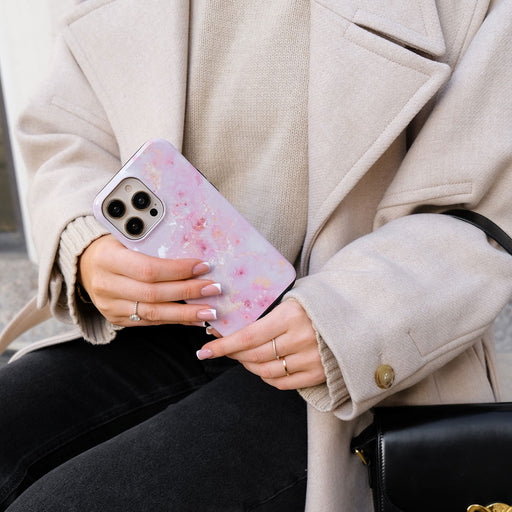 Golden Coral - iPhone 15 Kryt 25