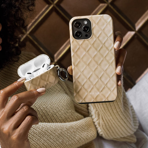 Simply Cream - iPhone 12 Kryt 26